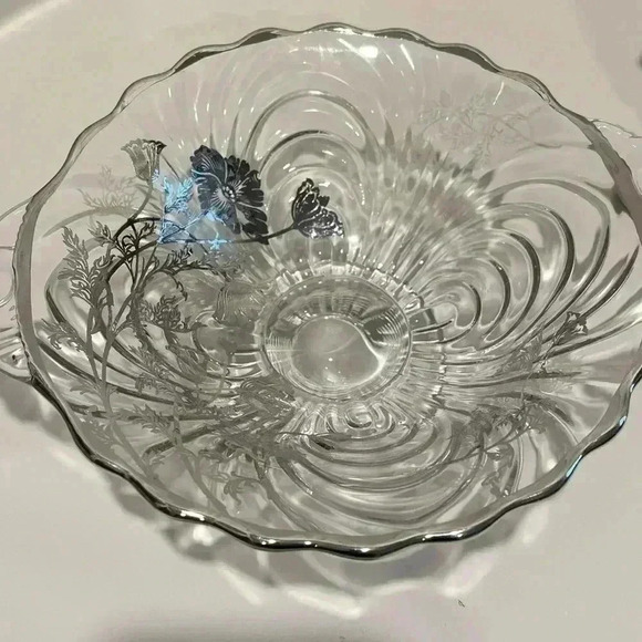 Glass candy dish, creamer and  sugar bowl, flowers and silver rims. - Picture 4 of 6